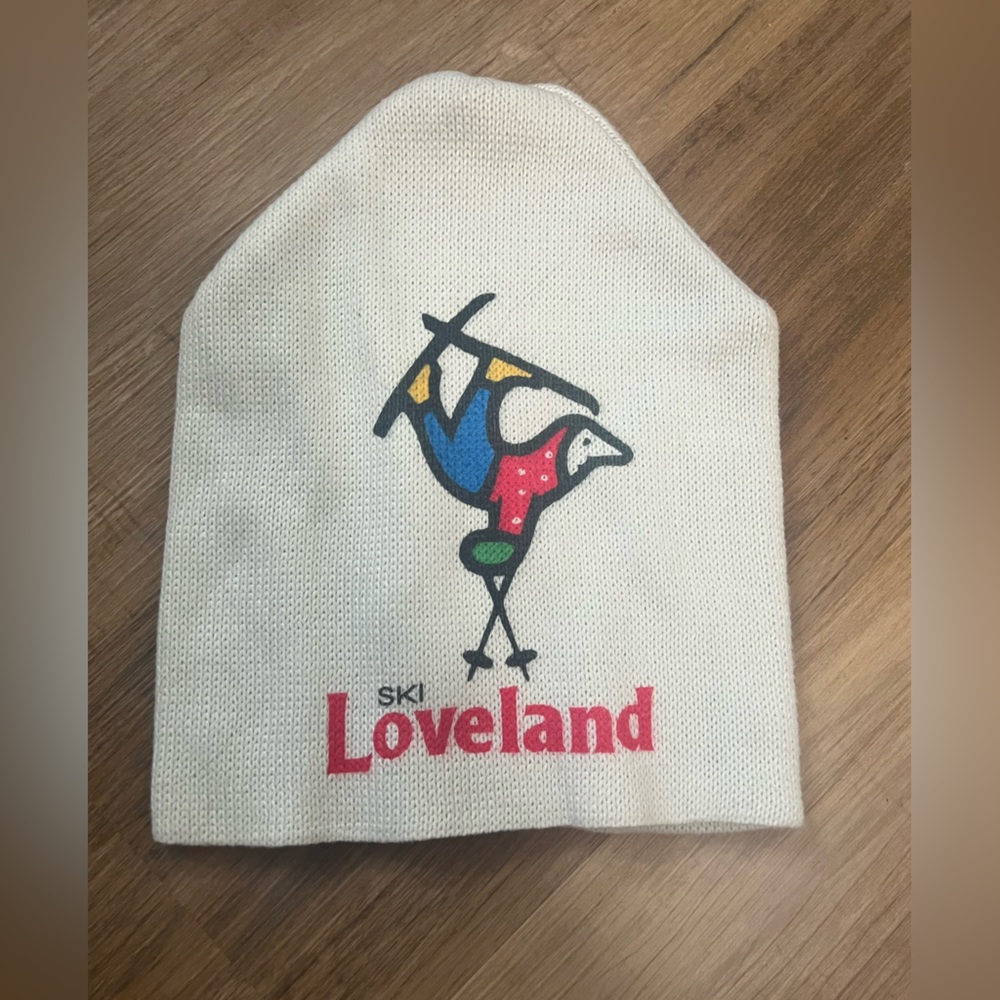 NWOT Loveland ski area beanie